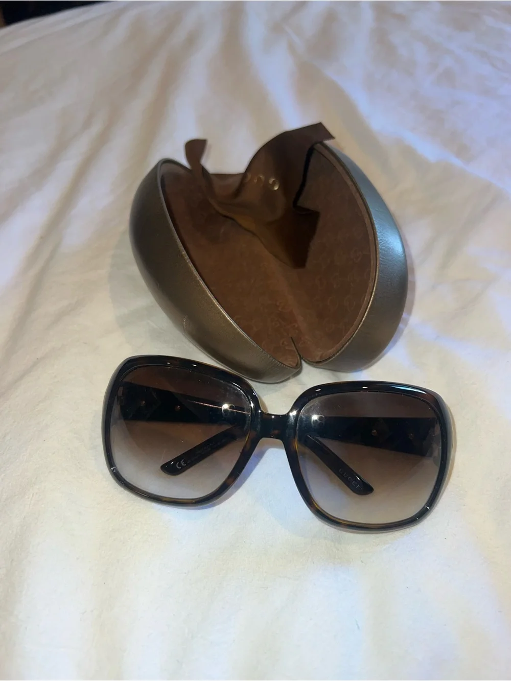 Gucci Women's Oversized Sunglasses - Brown Gradient